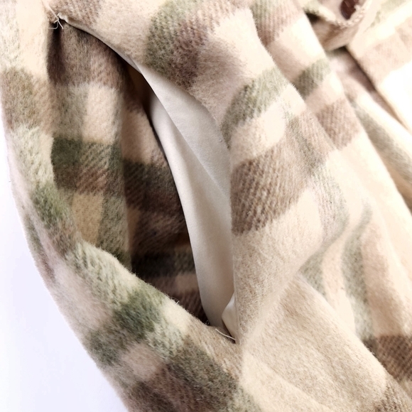 Oat New York Belted Sweater Coat Sz Medium Beige Green Tan M - Picture 11 of 12